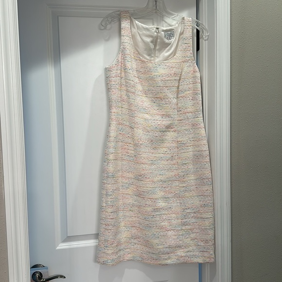 Tahari ASL suit/ dress with jacket/shrug - Picture 4 of 12